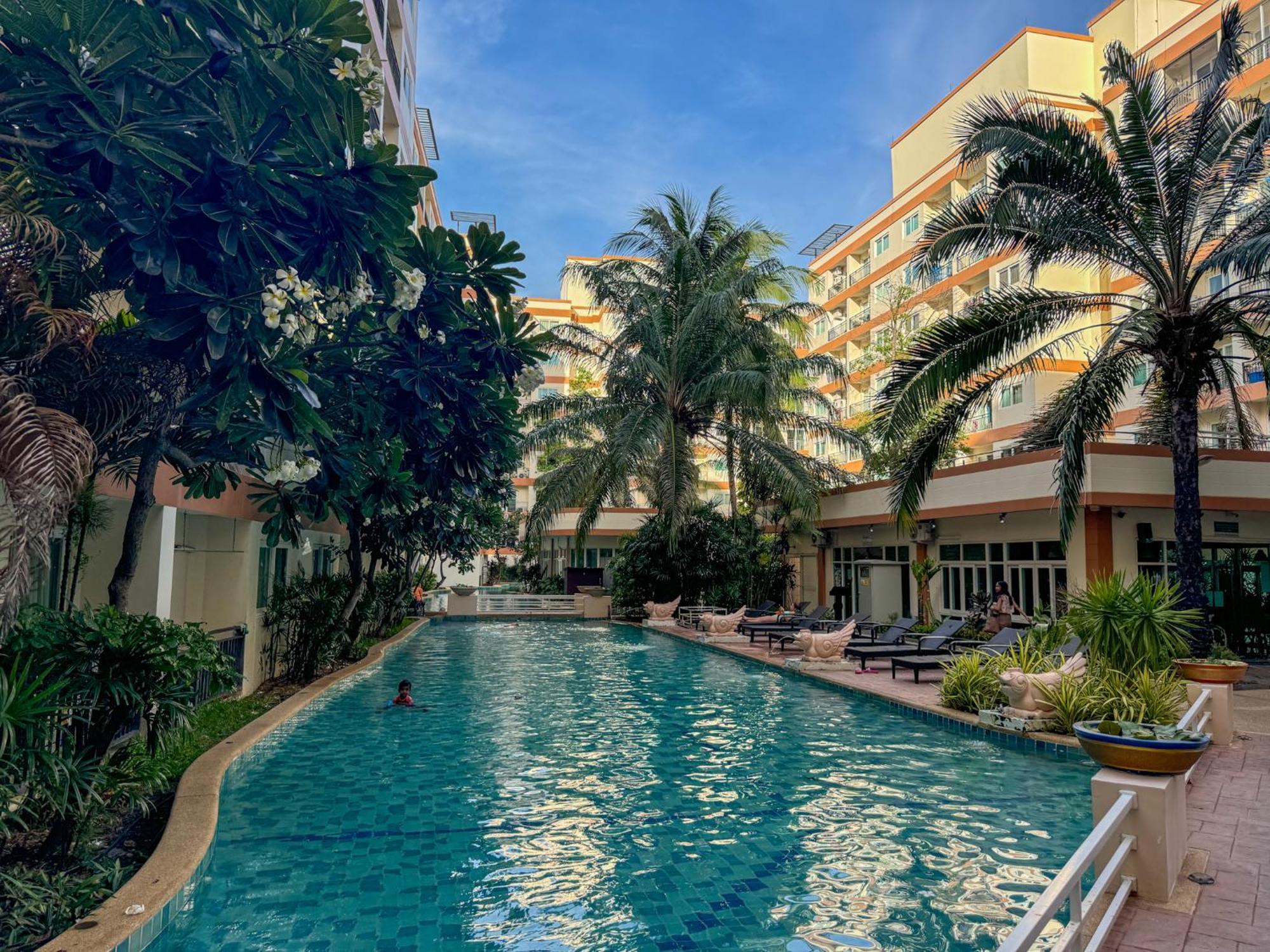卧室直达泳池 全网最低价 到中天海滩5分钟 Praia de Jomtien Exterior foto
