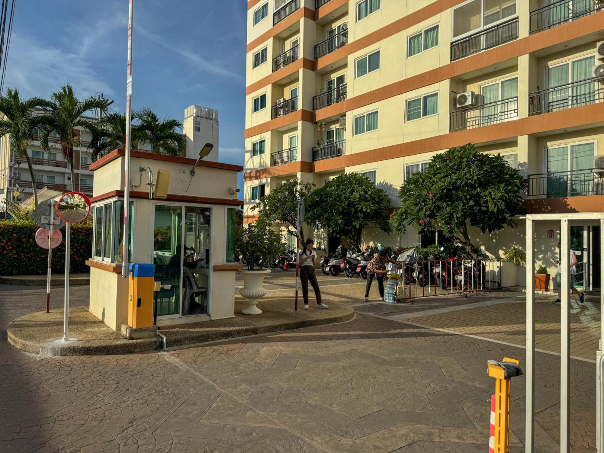 卧室直达泳池 全网最低价 到中天海滩5分钟 Praia de Jomtien Exterior foto